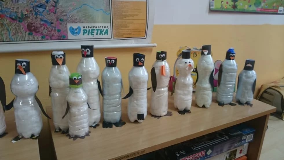 Jak łatwo zrobić pingwina z butelki plastikowej – prosty poradnik DIY dla każdego Jak łatwo zrobić pingwina z butelki plastikowej – prosty poradnik DIY dla każdego